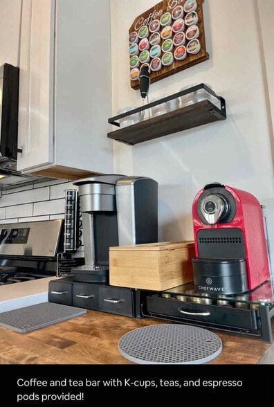 Building Photo - 17 Manley Ln