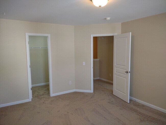 Building Photo - MOVE-IN SPECIAL: Half Off First Month + NO Admin Fees + NO App Fees!