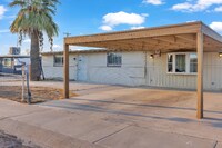 Building Photo - 1908 E Lynne Ln