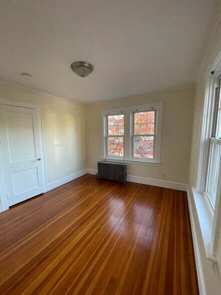 Building Photo - 1376 Smith St