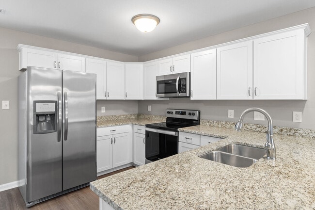 Building Photo - 955 Big Sky Dr