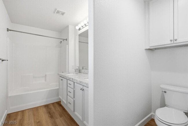 Building Photo - 11239 Tribiani Ave