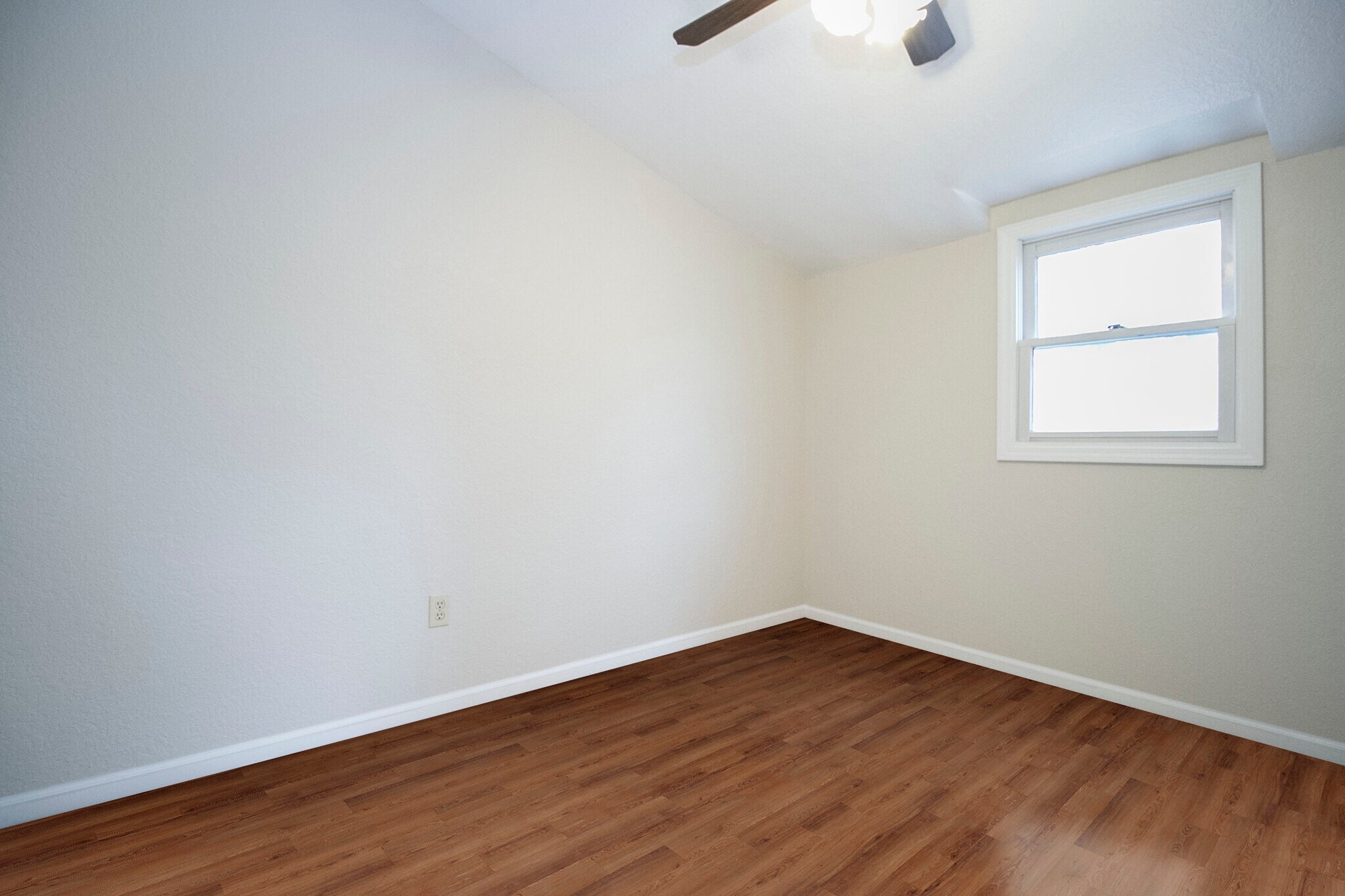 Building Photo - 6910 Brint Rd