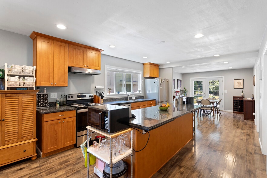 Kitchen - 14721 32nd Ave NE