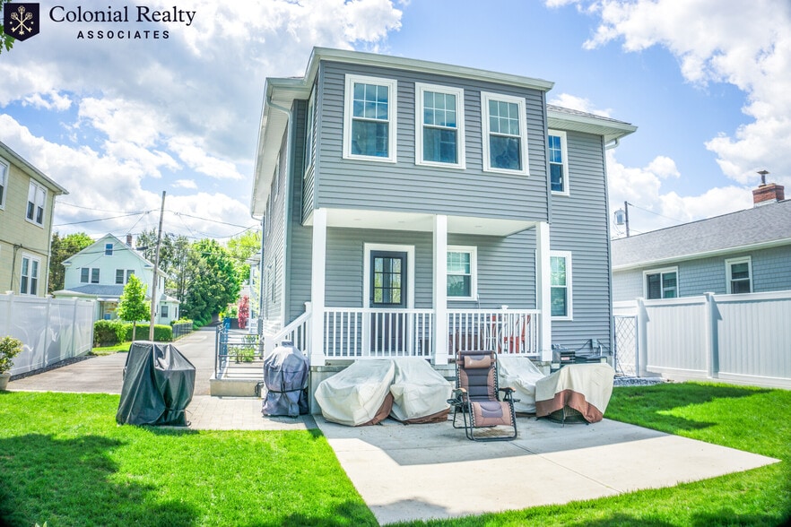 Building Photo - 32 Woodrow Ave