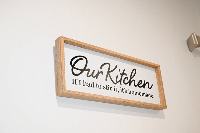 Building Photo - 198 Broad St