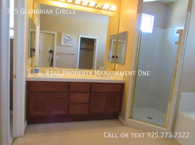 Building Photo - 315 Glenbriar Cir