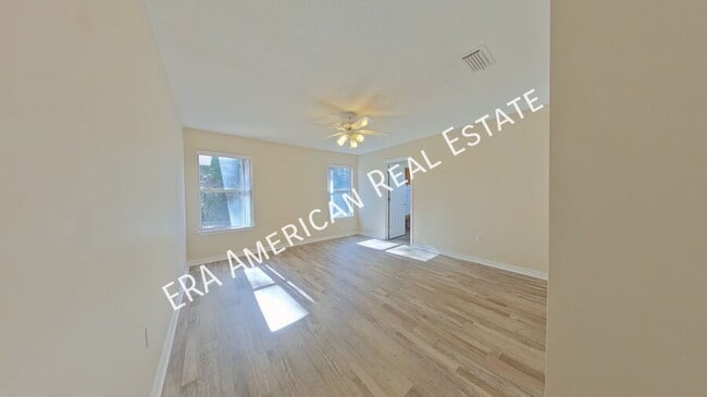 Building Photo - 6909 Leisure St