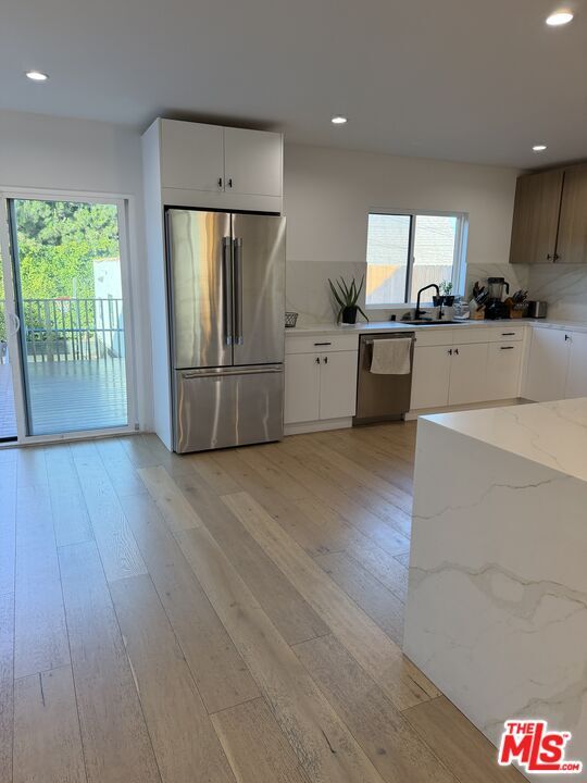 Building Photo - 4342 Angeles Vista Blvd