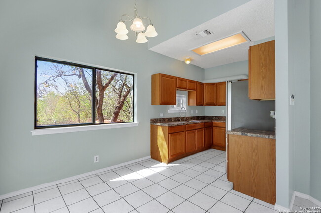 Building Photo - "Charming 4-Bed Retreat with Scenic Views ...