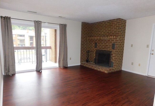 Building Photo - 2 bedroom 2 full bathroom Condo- Governor ...