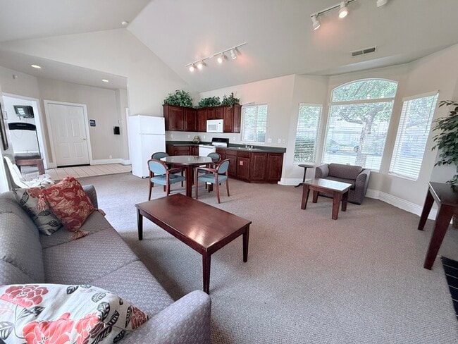 Building Photo - 1196 E 6600 S