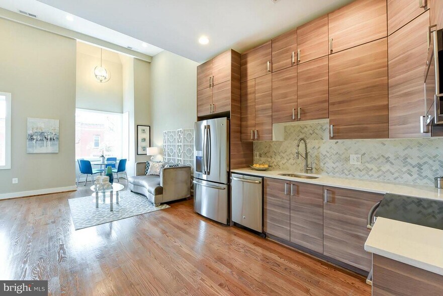 Building Photo - 3 S St NW