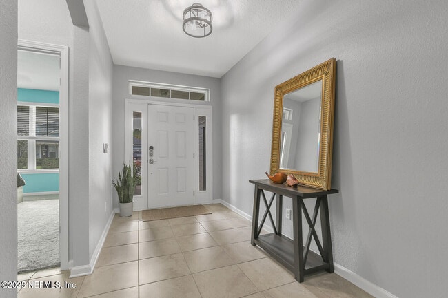 Building Photo - 268 Hutchinson Ln