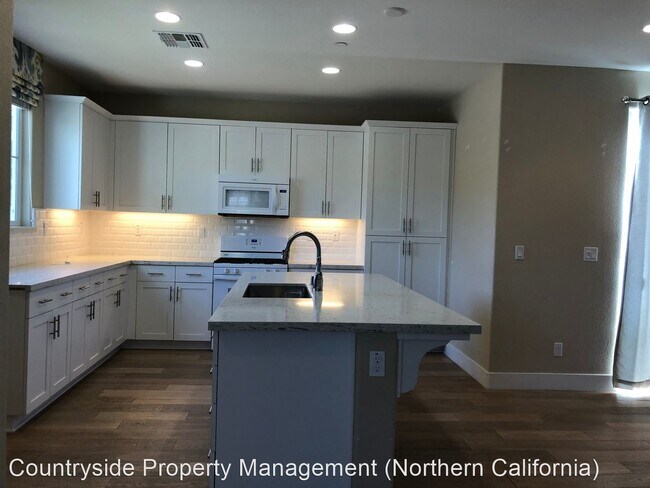 Building Photo - 3 br, 2.5 bath House - 9301 Vintner Circle
