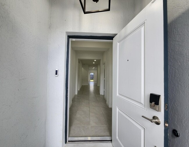 Building Photo - 12735 SW 211th St