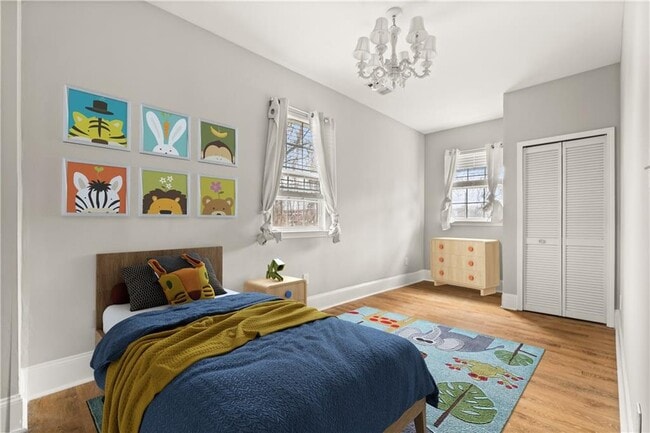 Building Photo - 66 Weyman Ave SW