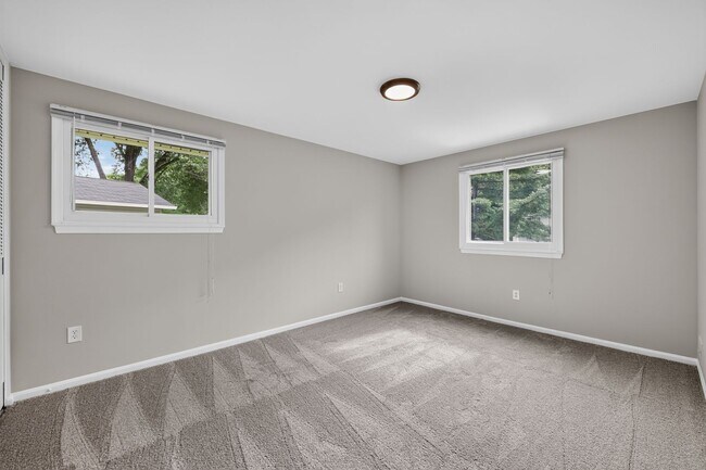 Building Photo - 4898 Wheatstone Dr