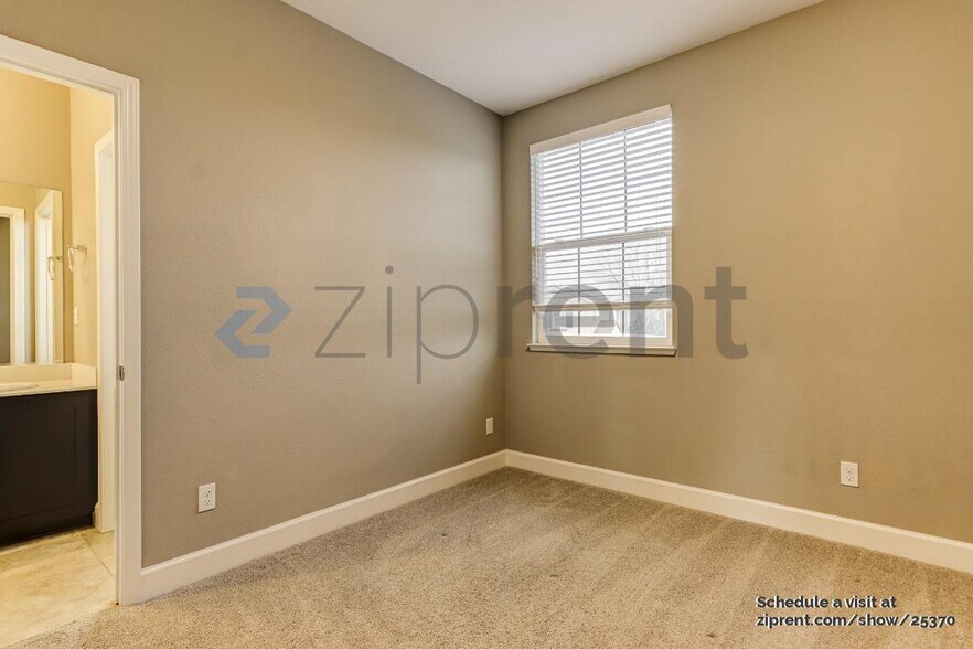 Building Photo - 1465 Durfee Ct