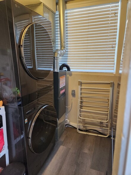 Laundry Room - 811 N Junett St