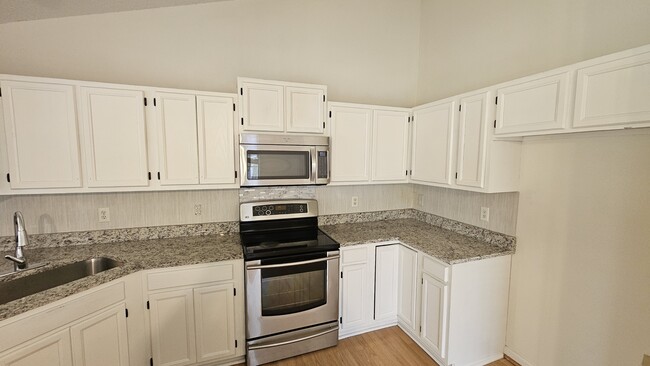 Building Photo - 3109 Denhem Ct