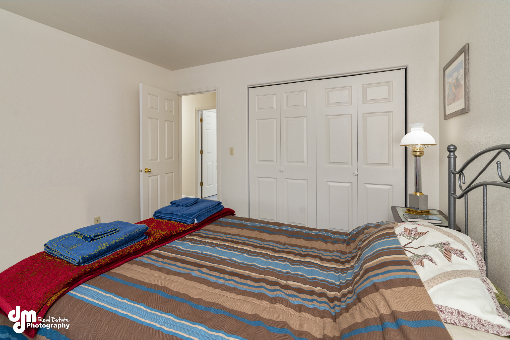 Building Photo - 2630 Klamath Dr