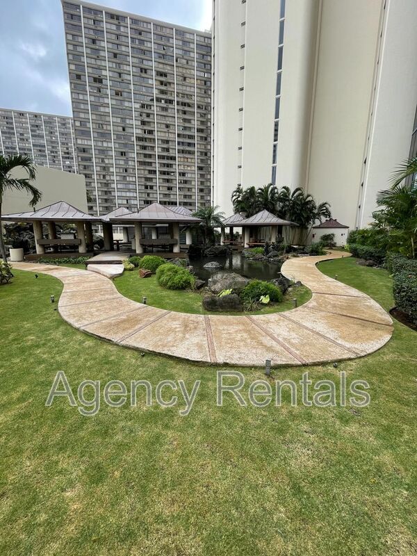 Building Photo - 1212 Nuuanu Ave