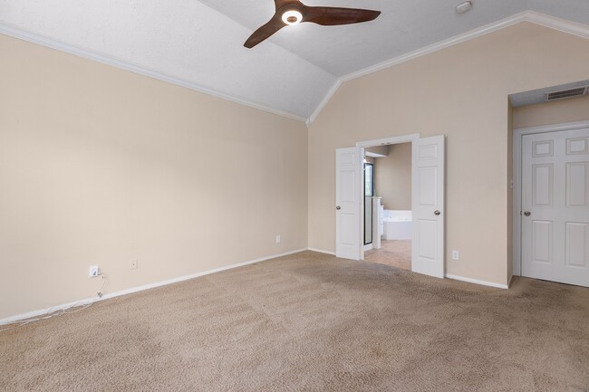 Building Photo - 3215 Canna Lily Ct