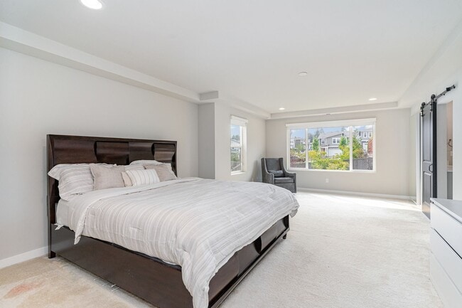 Building Photo - Beautiful home in Monroe available 9/15