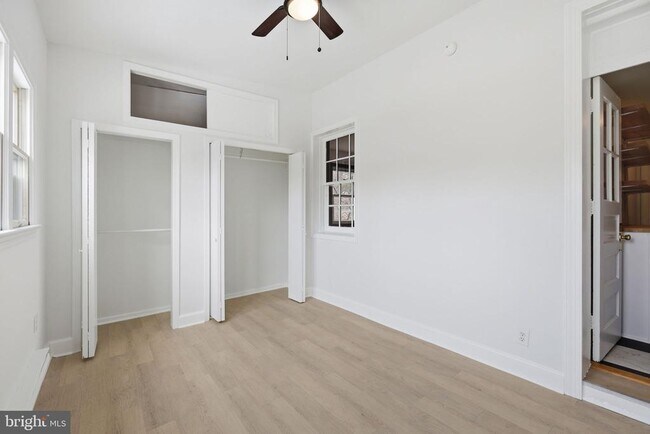 Building Photo - 4026 9th St NE