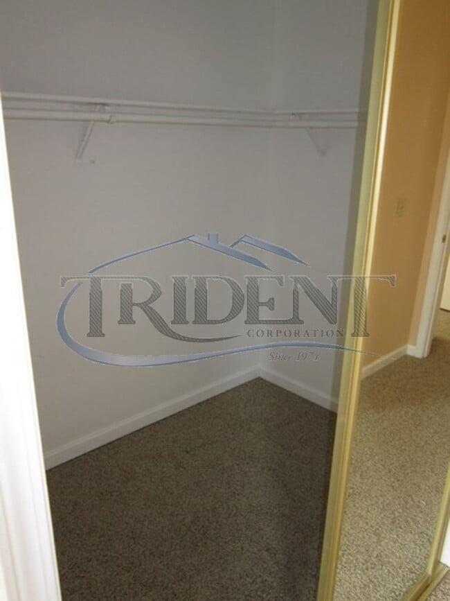 Building Photo - Yuba City home near Happy Park