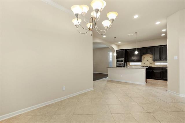 Building Photo - 424 Chester Dr