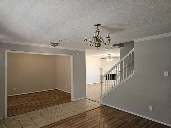 Building Photo - 3706 Nutwood Ln