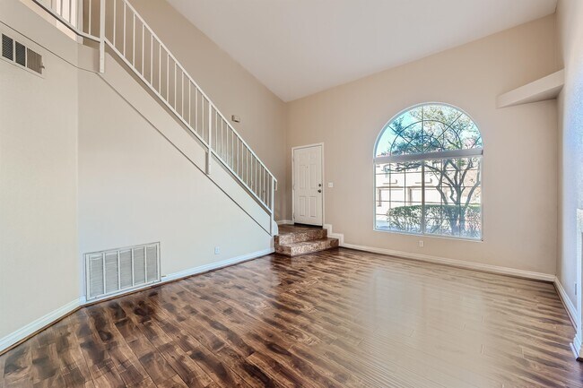 Building Photo - 2601 Twin Pines Ave