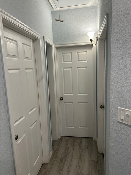 Building Photo - 6738 Tehama Gate