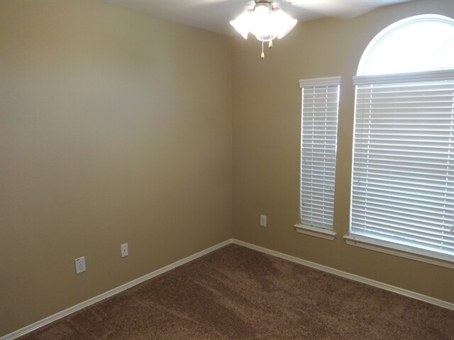 Building Photo - 108 Laurel Meadow Ct
