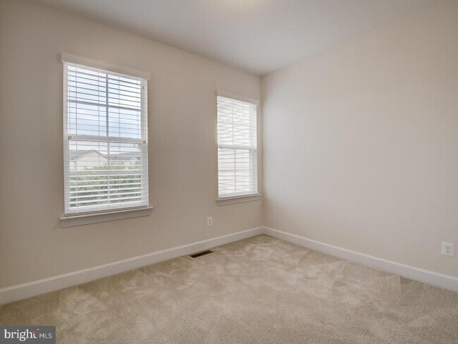 Building Photo - 20447 Codman Dr