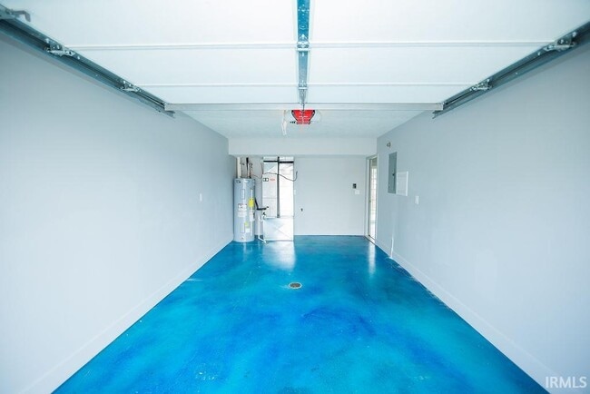 Building Photo - 1231 W Rangeview Cir