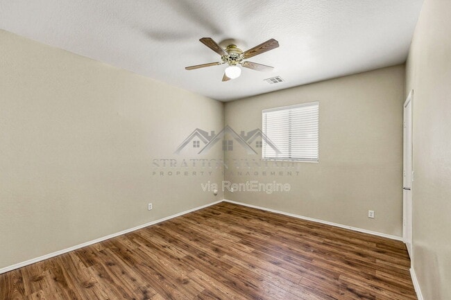 Building Photo - 44212 W Cydnee Dr