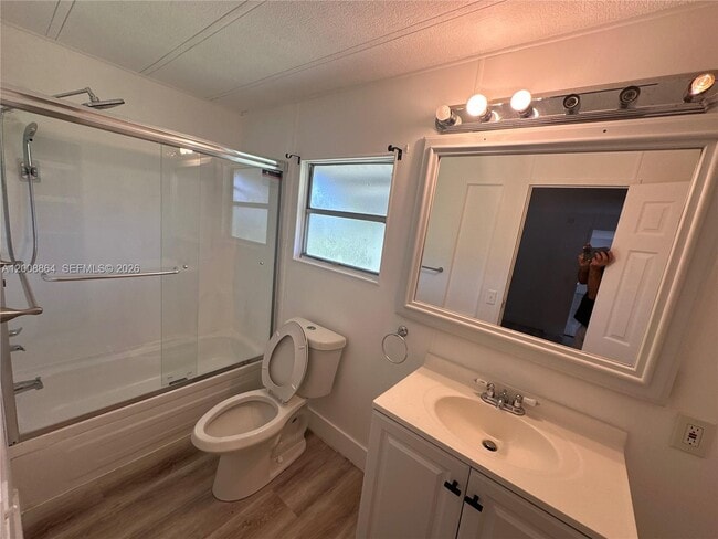 Building Photo - 2957 SW 54th St