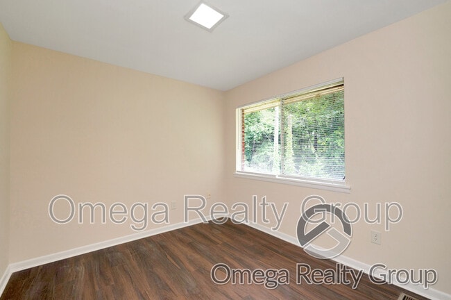 Building Photo - 2150 20th St