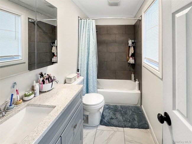 Building Photo - 120 Clinton Ave