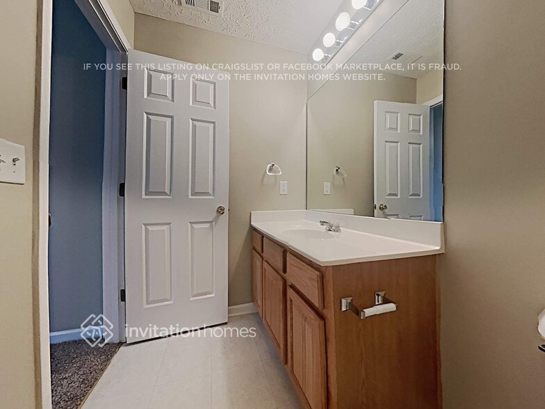 Building Photo - 6160 Mountain Top Pl