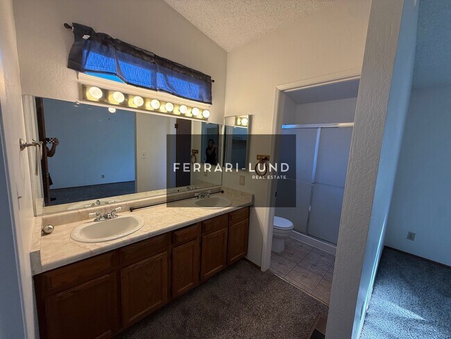 Building Photo - ??Beautiful Northwest Reno Home – 3 Bed, 2.5 Bath with 2-Car Garage- Kay DeAlba Property!!??