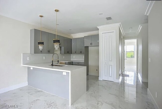 Building Photo - 314-316 Poplar St