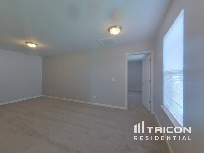 Building Photo - 120 Altondale Dr