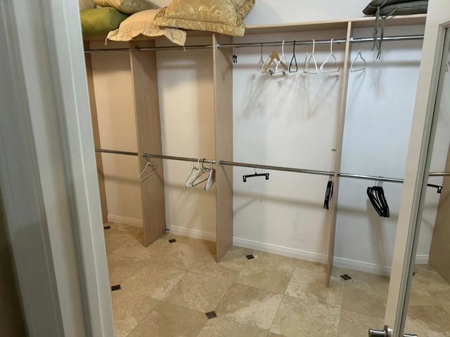 Building Photo - 6415 Calmeria Pl