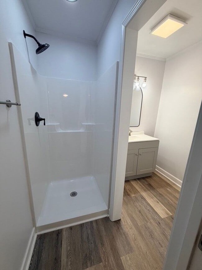 Building Photo - 1318 Lincoln Ave