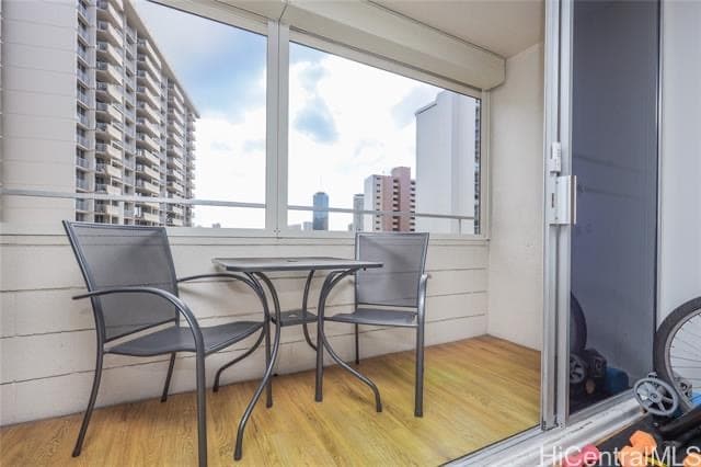 Building Photo - 780 Amana St