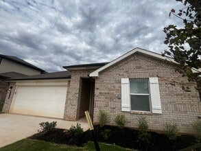 Building Photo - 2765 Alice Wy